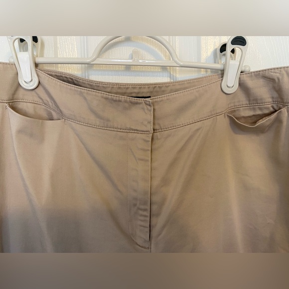 Apostrophe-stretch -3% spandex Women’s Tan Capris Sz 14 - Picture 2 of 8